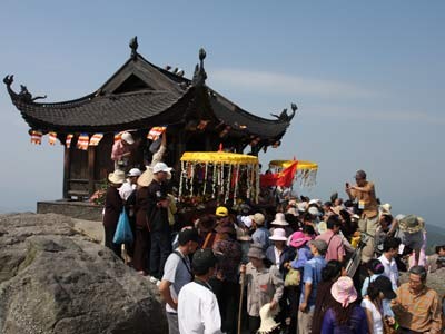 Visiting Yen Tu pagoda - ảnh 2